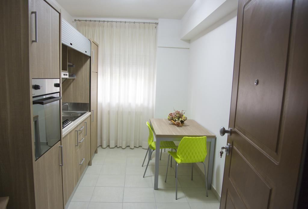 Hotel Garnì House Majorana Rende Esterno foto